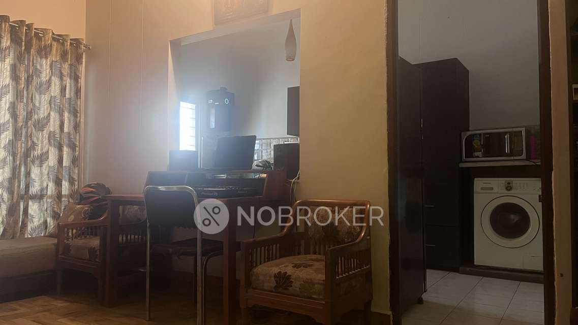 Single Room for Male In 3 BHK  In Jmj Apartment In Bengaluru