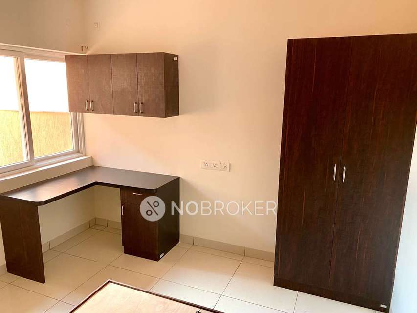 2 BHK Flat In Prestige Boulevard For Sale  In Whitefield