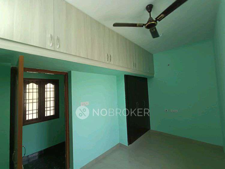 Independent House Karapakkam Rent WITHOUT BROKERAGE Semifurnished 2