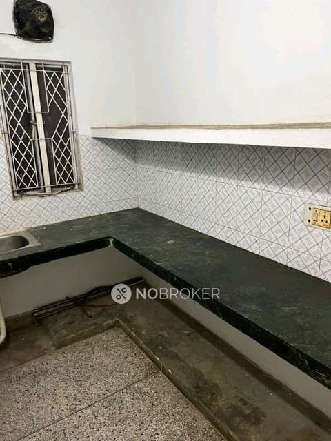 1 BHK Flat In Nathu Singh Complex  For Sale  In Munirka