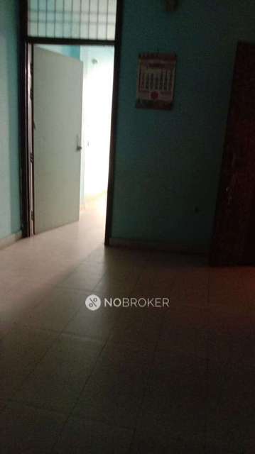 1 BHK Flat In Standalone Building  for Rent  In Chhatarpur