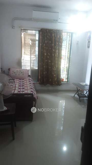1 BHK Flat In Poornima Chs For Sale  In Ghatkopar West