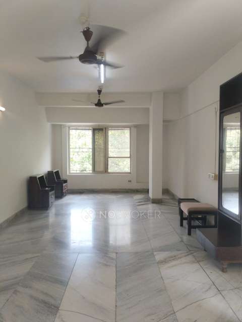 2 BHK Flat In Sorabji Apartment, Vile Parle West For Sale  In Vile Parle West