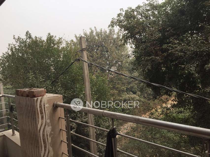 3 BHK Flat In Ashiyana Apartments For Sale  In Rohini