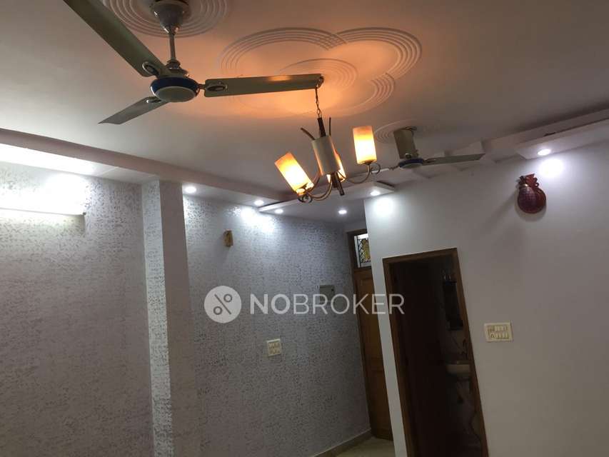 3 BHK Flat In Ashiyana Apartments For Sale  In Rohini