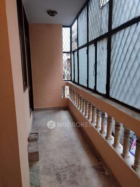 3 BHK Flat In Stadnalone Building for Rent  In Shahpur Jat