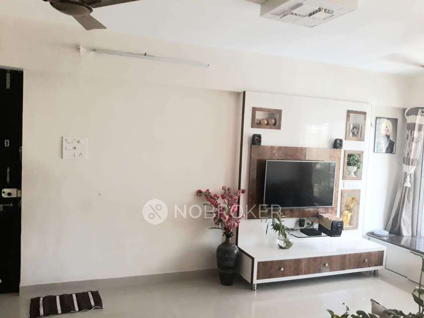 2 BHK Flat In Shivgiri Chs For Sale  In Mulund West