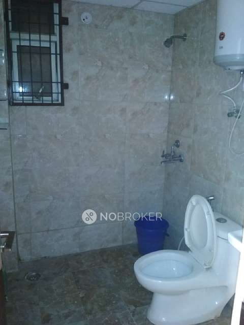 1 RK Flat In Supertech Czar Suites For Sale  In Omicron I