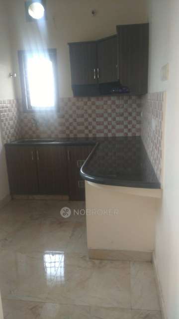 2 BHK Flat In Narayanan Homes For Sale  In Porur