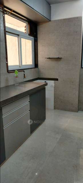 3 BHK Flat In Sheth Montana For Sale  In  Lal Bahadur Shastri Marg,