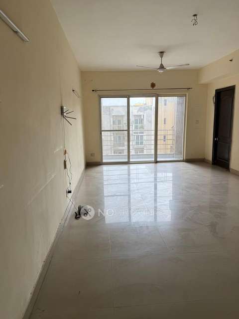3 BHK Flat In Paras Tierea for Rent  In Sector-137