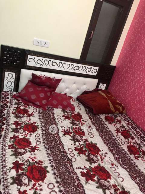 2 BHK Flat For Sale  In  Laxmi Nagar