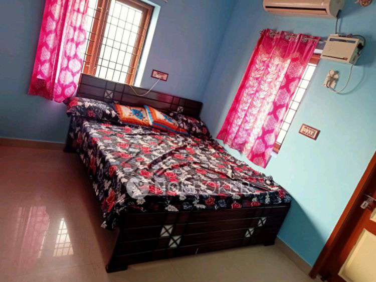 2 BHK Flat In Raghavalakshmi Apartment For Sale  In  Ayappakkam