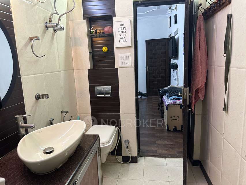 3 BHK Flat In D 23 Rajouri Garden For Sale  In Block D, Rajouri Garden