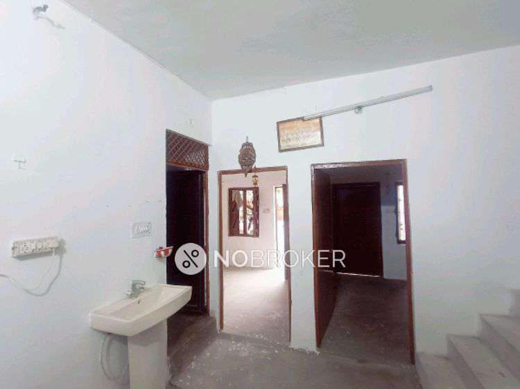 4 BHK House for Rent  In Chhapraula 