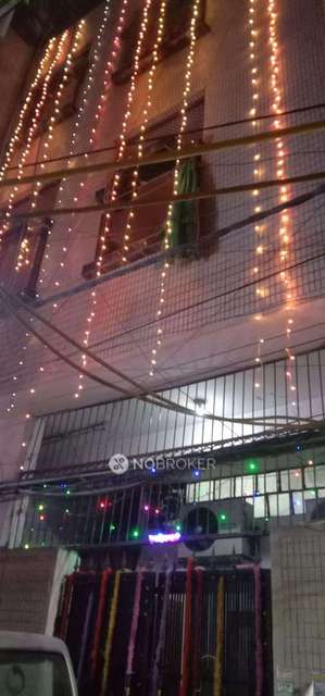 1 RK House for Rent  In Laxmi Nagar