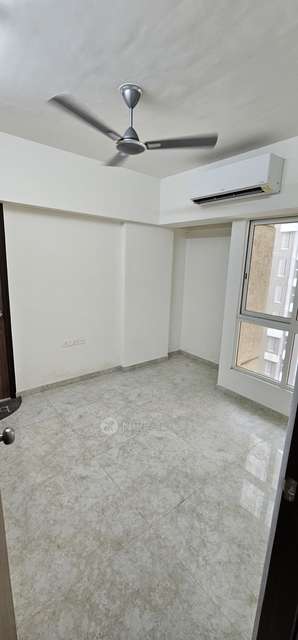 1 BHK Flat In Lodha Amara For Sale  In Thane