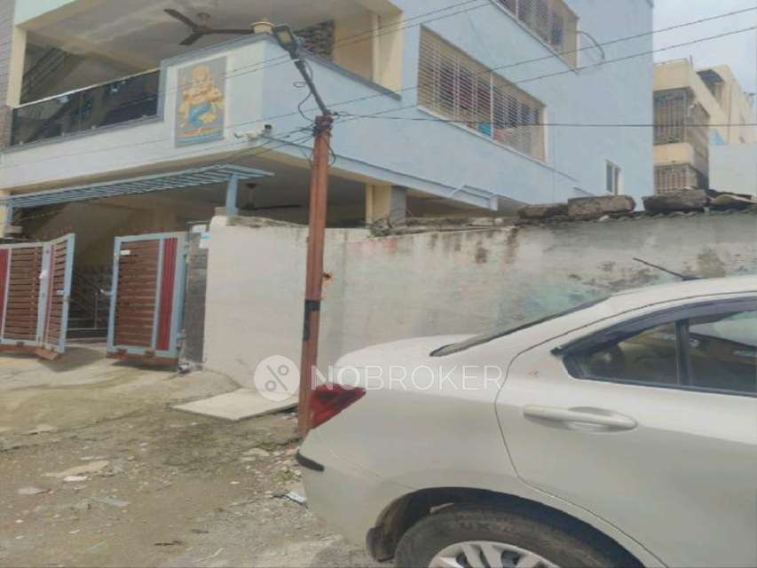 4+ BHK House For Sale  In Hydershakote