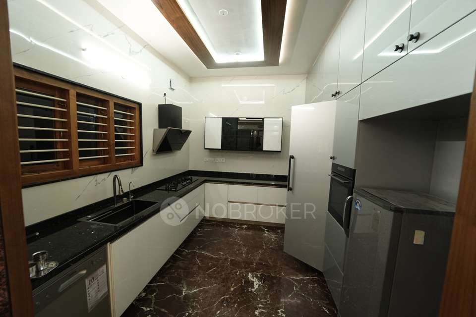 4+ BHK Flat For Sale  In Chandapura