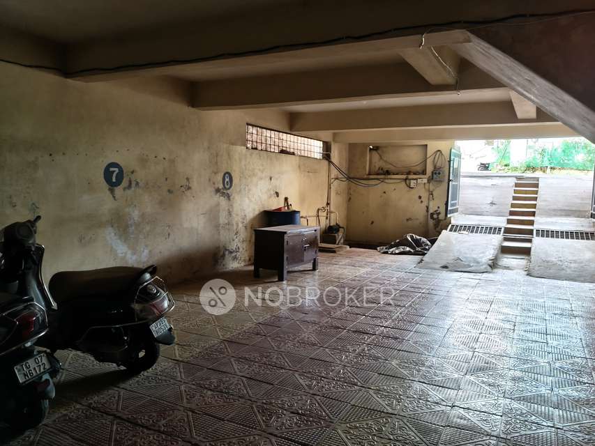 2 BHK Flat In Sj Nilayam For Sale  In Manikonda 