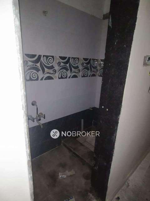 1 RK Flat In Ambar Apartmant For Sale  In Kondhwa Budruk