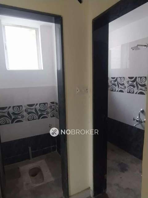 1 RK Flat In Ambar Apartmant For Sale  In Kondhwa Budruk