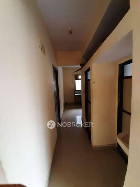 1 BHK Flat In Samarth Krupa Apartment For Sale  In Kamala Arcade