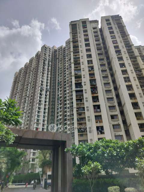 2 BHK Flat In Runwal Eirene For Sale  In Thane West