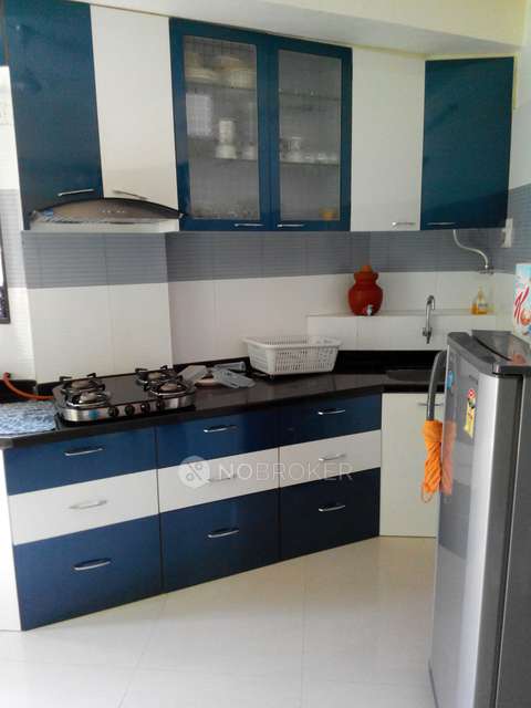 2 BHK Flat In Blueberry Chs Ltd, Malad West For Sale  In Jankalyan Nagar