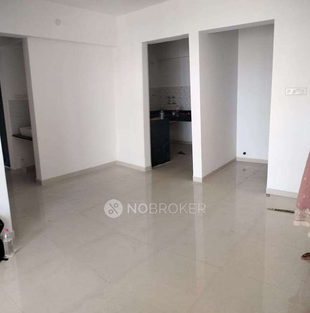 2 BHK Flat In Majestique Nest for Rent  In Phursungi