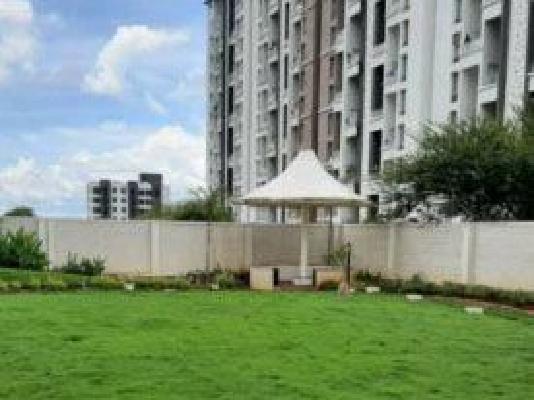 2 BHK Flat In  7th Heaven B Building Phase 1 for Rent  In Dhanori