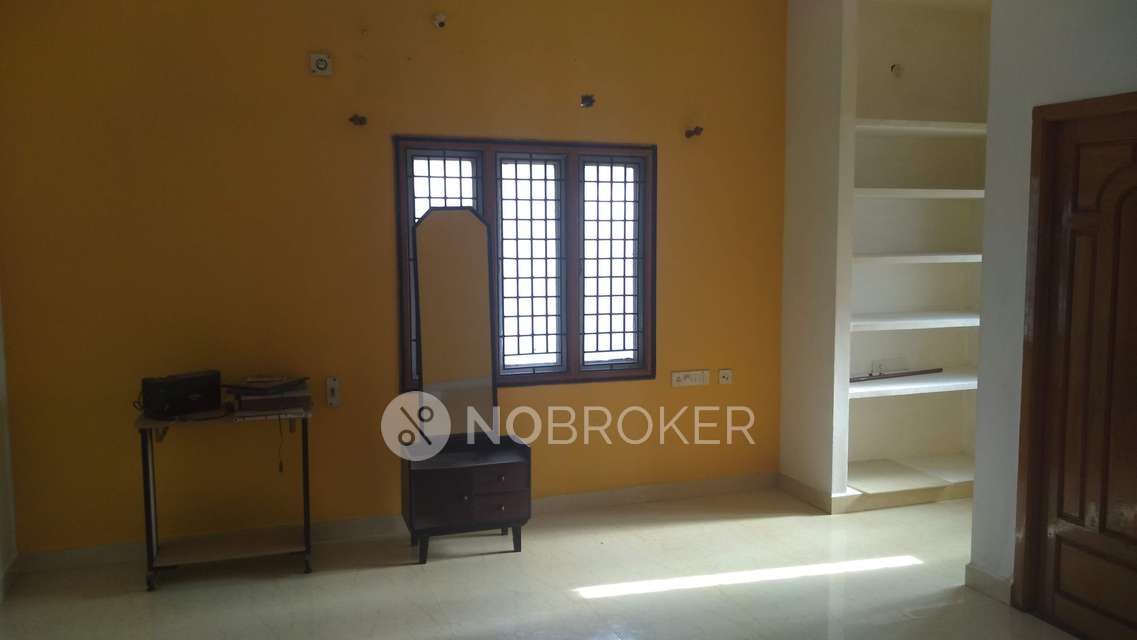 4+ BHK House For Sale  In Kovilambakkam