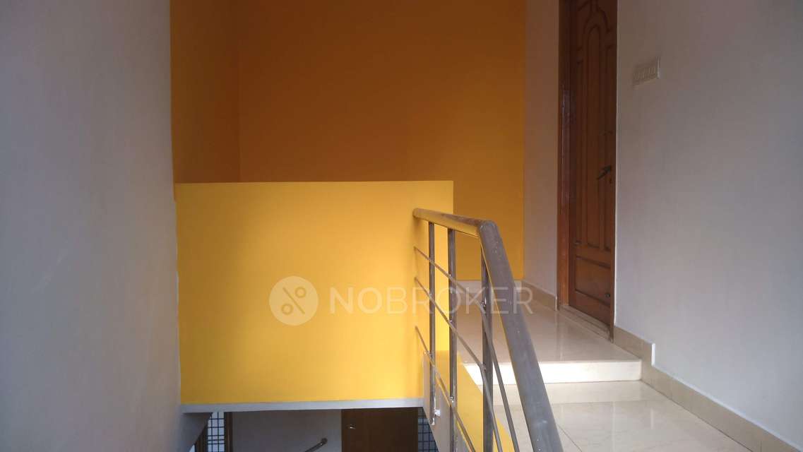 4+ BHK House For Sale  In Kovilambakkam