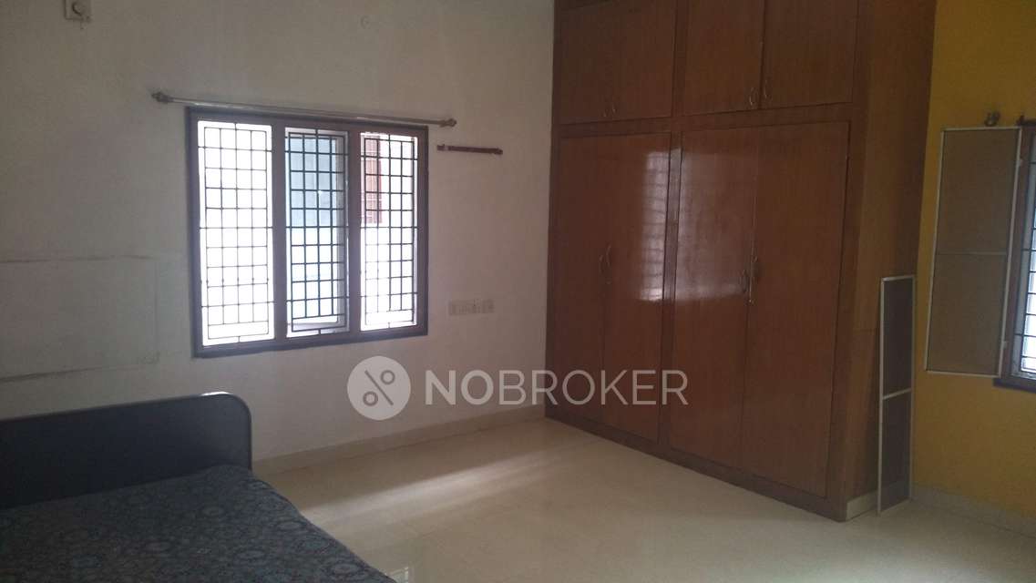 4+ BHK House For Sale  In Kovilambakkam