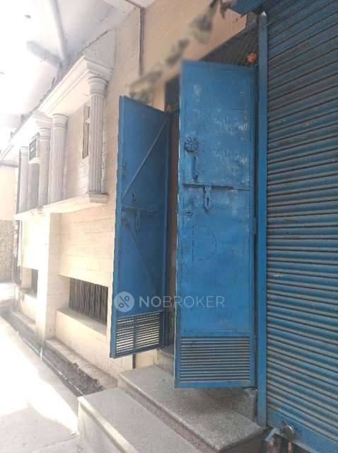 PG for Girls in Sector 44