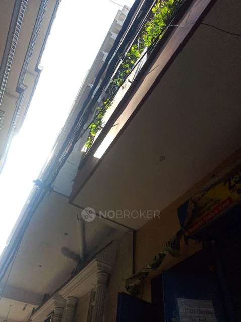 PG for Girls in Sector 44