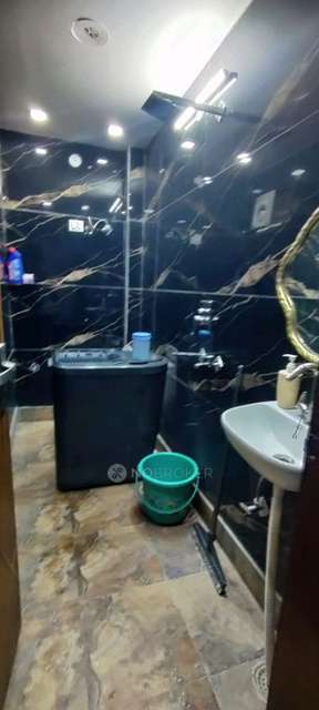 2 BHK Flat In Standalone  Building For Sale  In Uttam Nagar