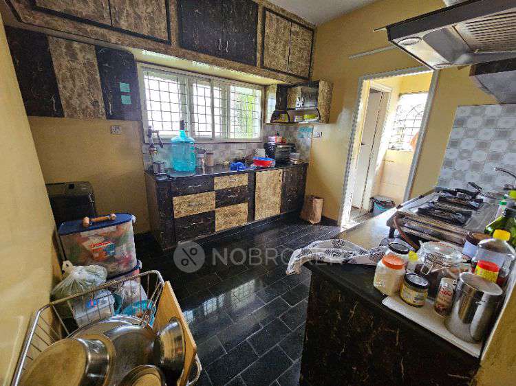 Single Room for Female In 2 BHK  In Gomati Heritage In Kaggadasapura