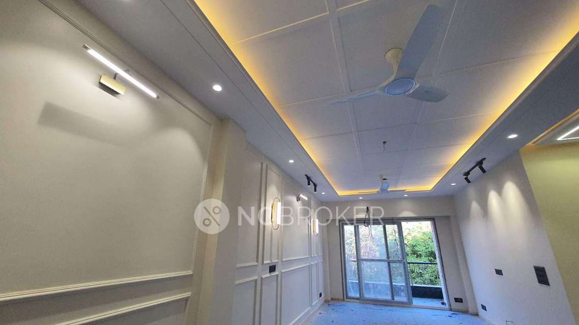 3 BHK Flat In Standalone Building   For Sale  In Malviya Nagar