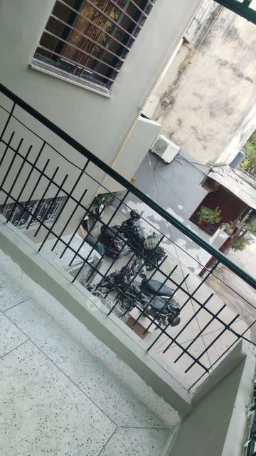 2 BHK Flat In Dda Lig Flat For Sale  In Jg1111, Block Jg 1, Vikaspuri, New Delhi, Delhi, 110018, India