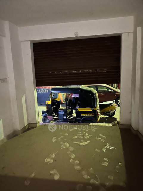 Shop in Sai Baba Mandir, Pune for sale 