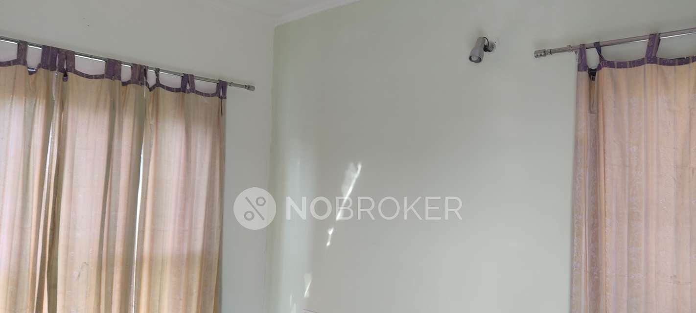 1 RK Flat In B 2 Rosewood Apartment, Vasant Kunj for Rent  In Rosewood Apartment B2, Vasant Kunj