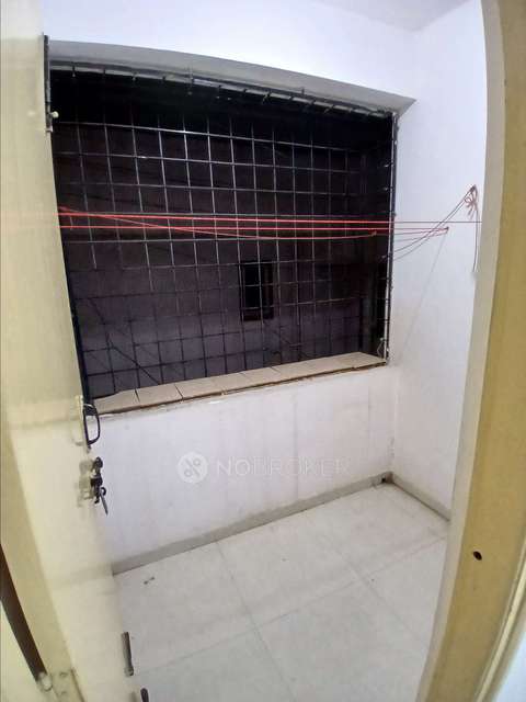 2 BHK Flat In Laxminiwas Apartment For Sale  In 4th Cross Road