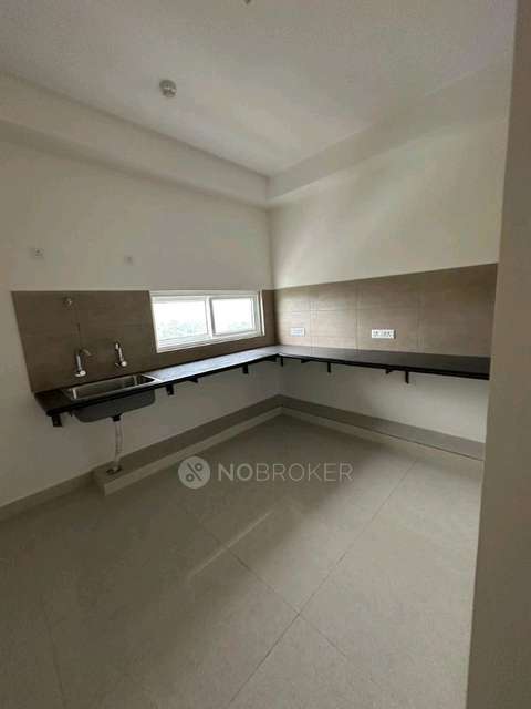 3 BHK Flat In Nsl East County For Sale  In Uppal