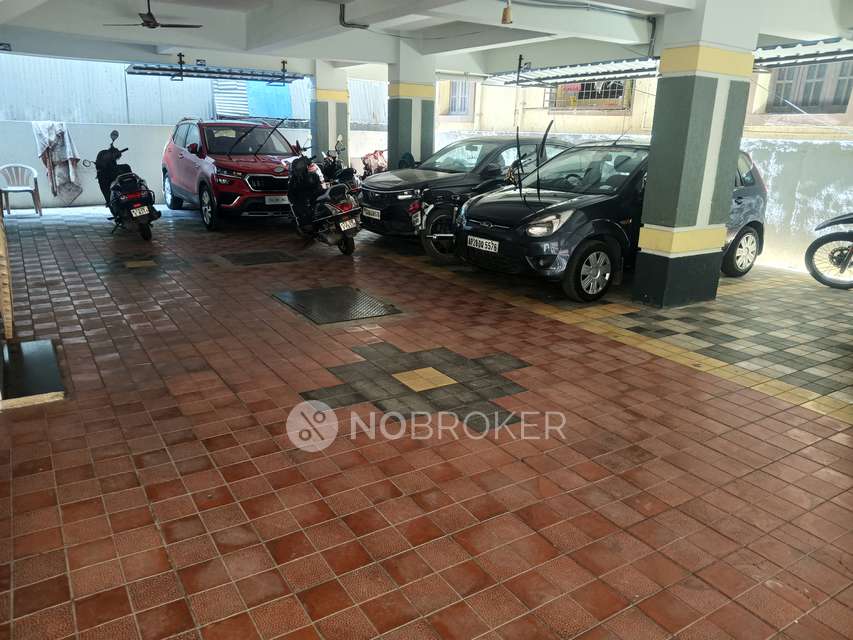 3 BHK Flat In Diamond Palace For Sale  In Kukatpally