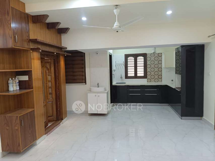 3 BHK Flat In Vaibhav Mansion, Sanjaynagar for Rent  In Sanjayanagara