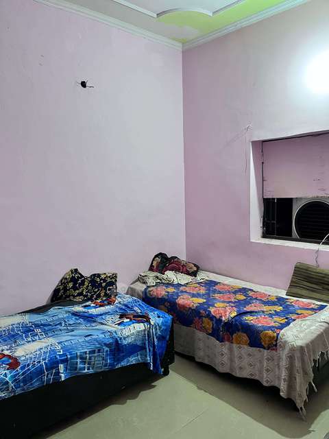 PG for Anyone in Police Chowki Sector 16