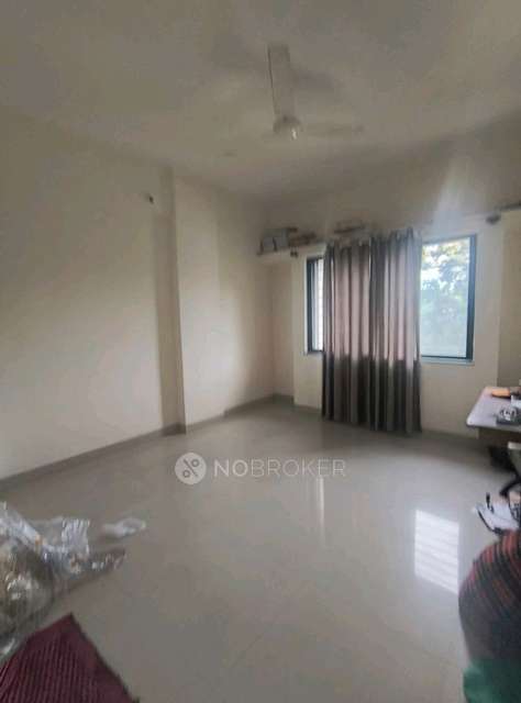 Single Room for Female In 2 BHK  In Kumar Paragon In Aundh