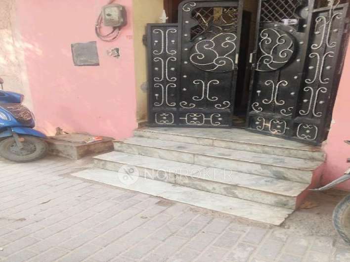 1 RK Flat for Rent  In  Sector 17