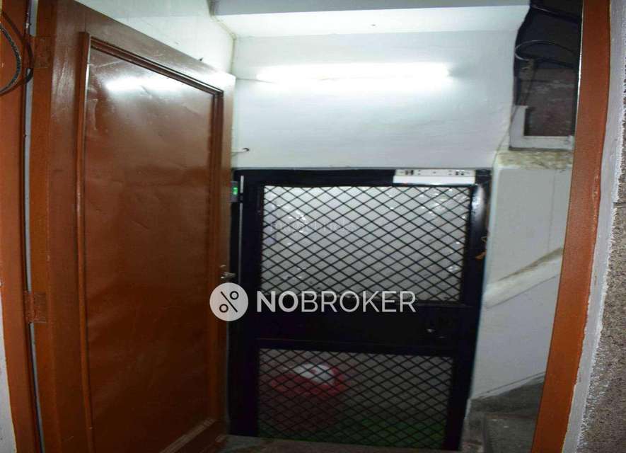 4+ BHK Flat For Sale  In Old Rajinder Nagar